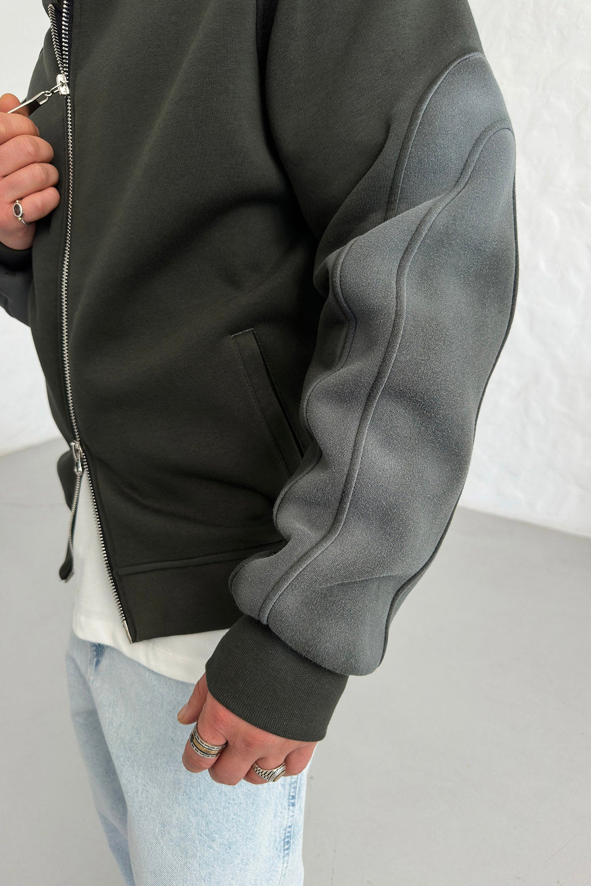 OVERSIZED DOUBLE ZIPPERED SWEATSHIRT • KHAKI