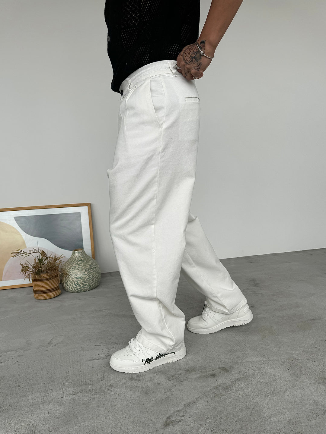 PLEATED TROUSERS | WHITE