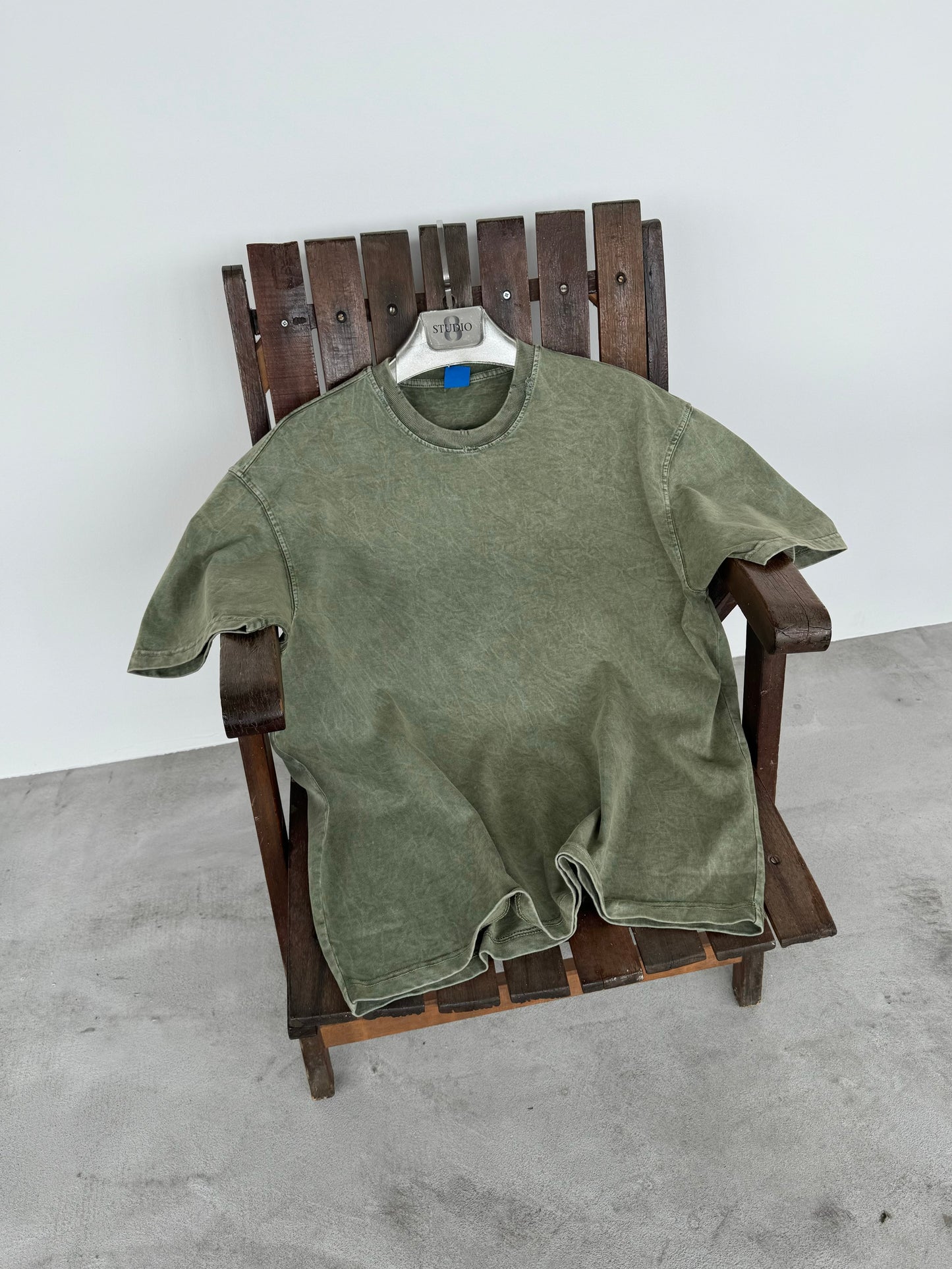 WASHED TWO THREAD TSHIRTS WITH REAR DETAILED • GREEN