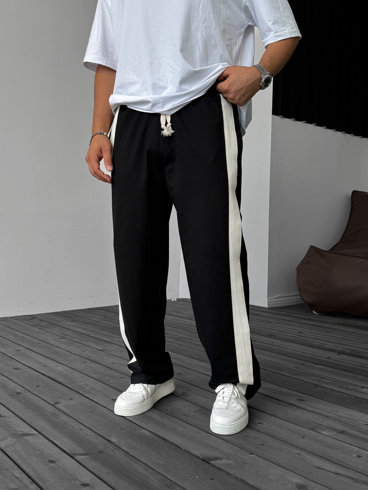 Black Straw Striped Pipe Leg Tracksuit