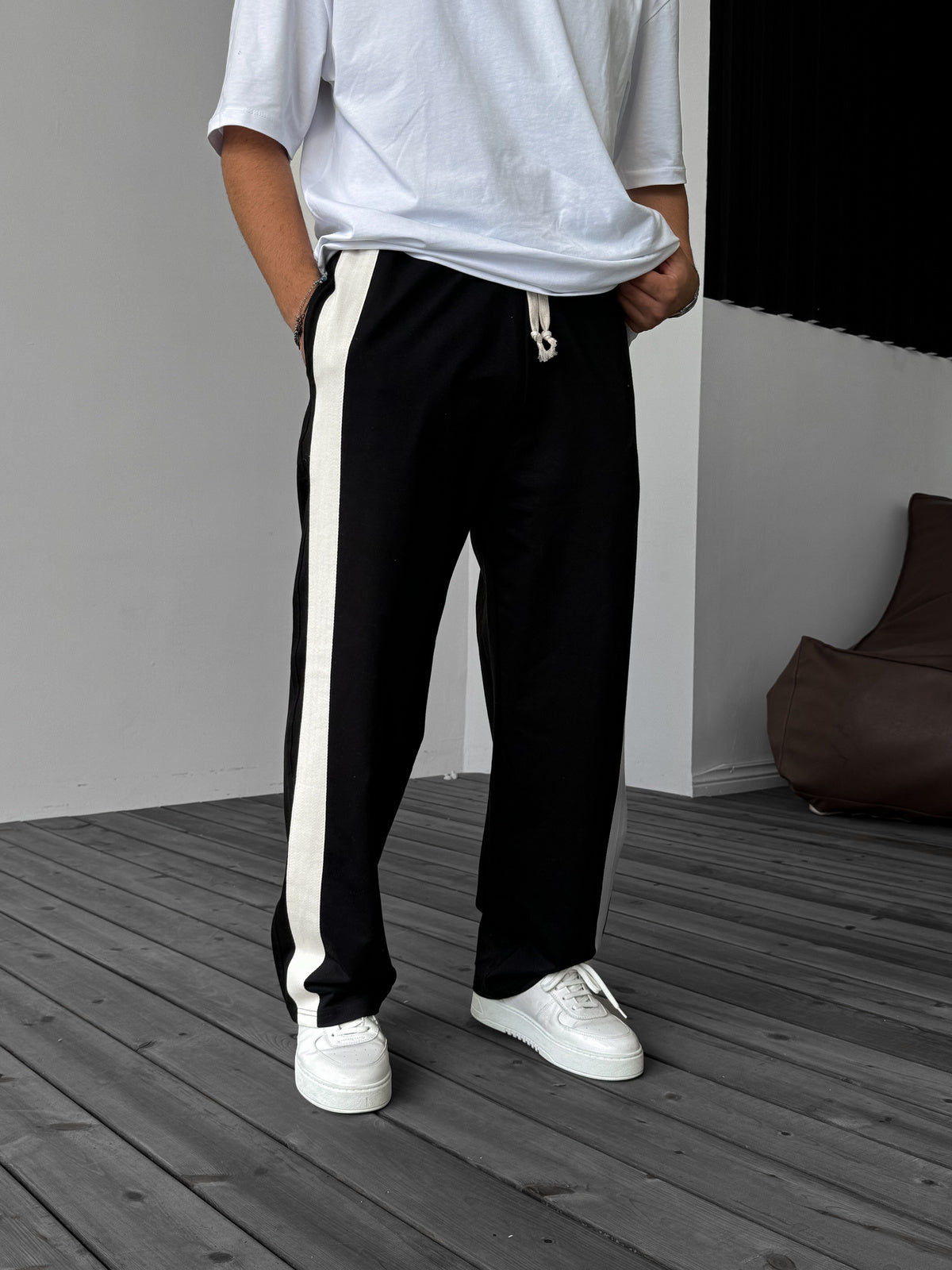 Black Straw Striped Pipe Leg Tracksuit