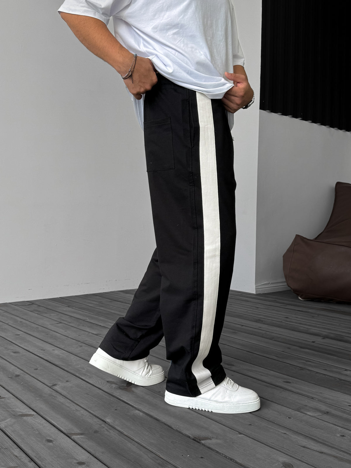 Black Straw Striped Pipe Leg Tracksuit