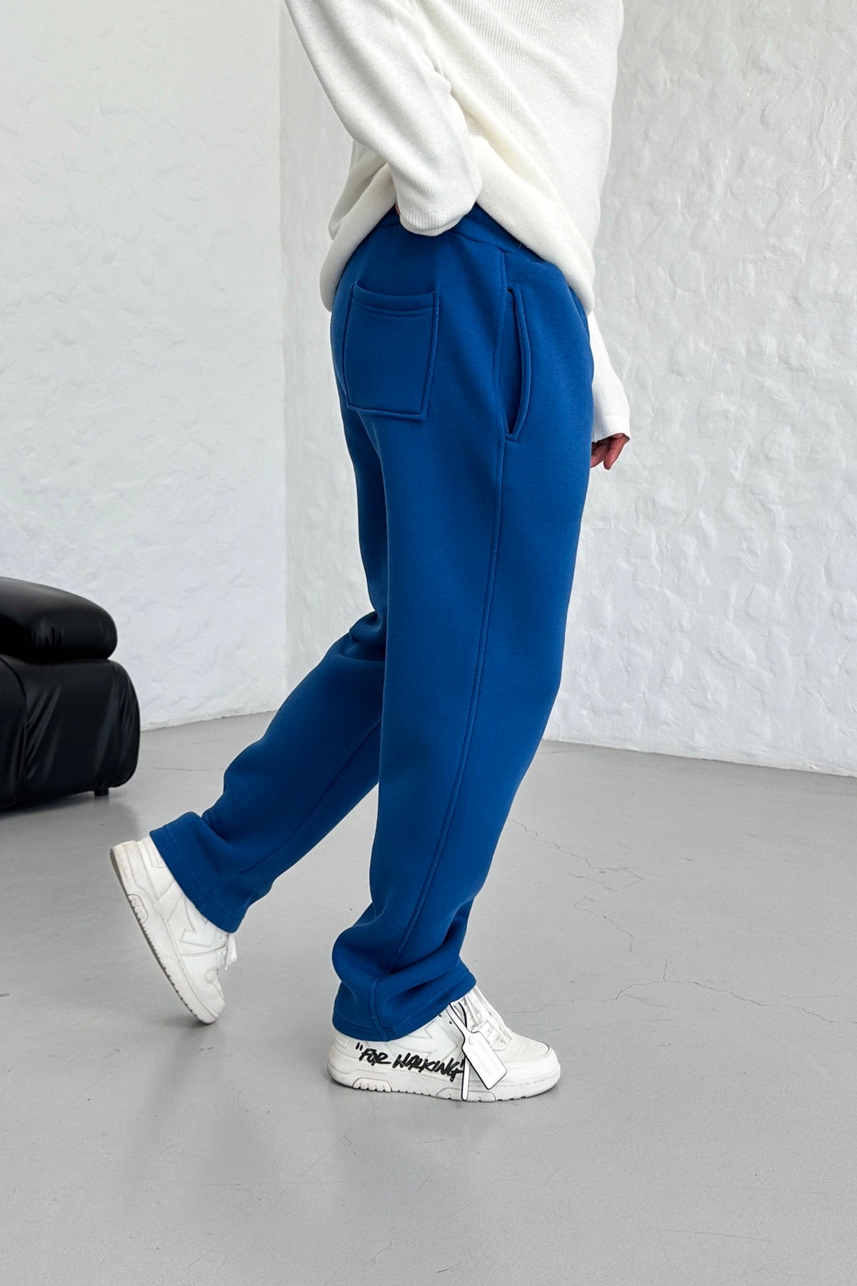 BAGGY MOLD THREE YARN TRACKSUIT • BLUE