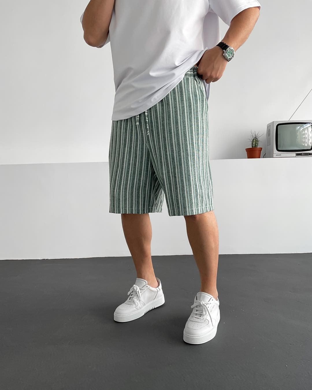 Green Patterned Linen Short