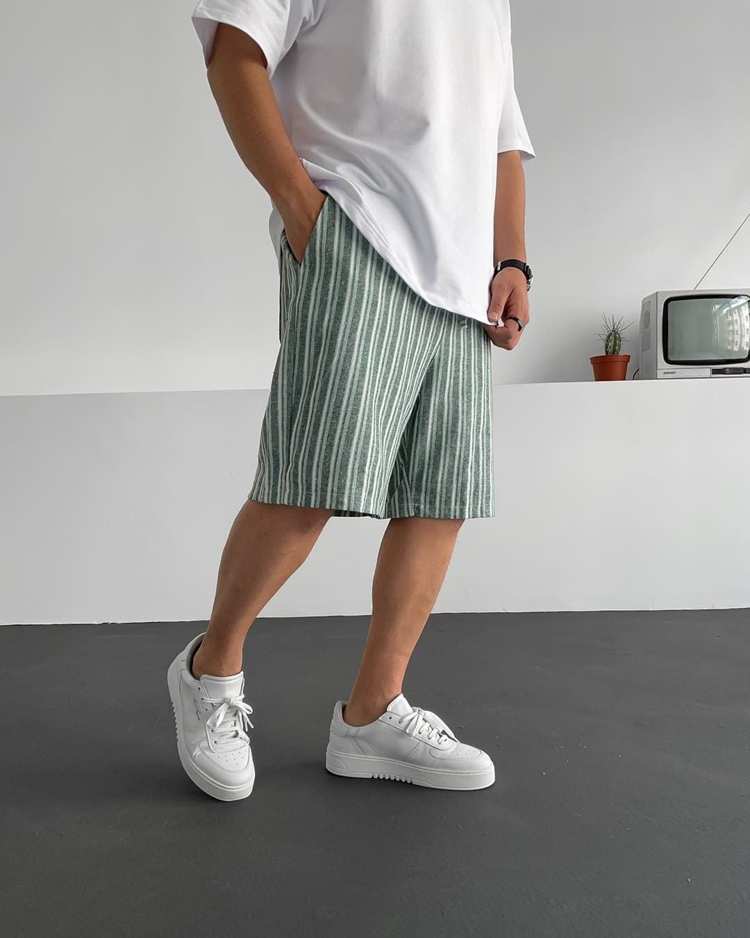 Green Patterned Linen Short